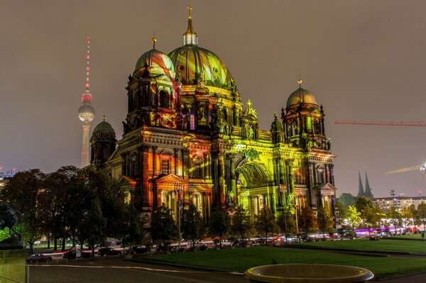 Berlin Cathedral at night