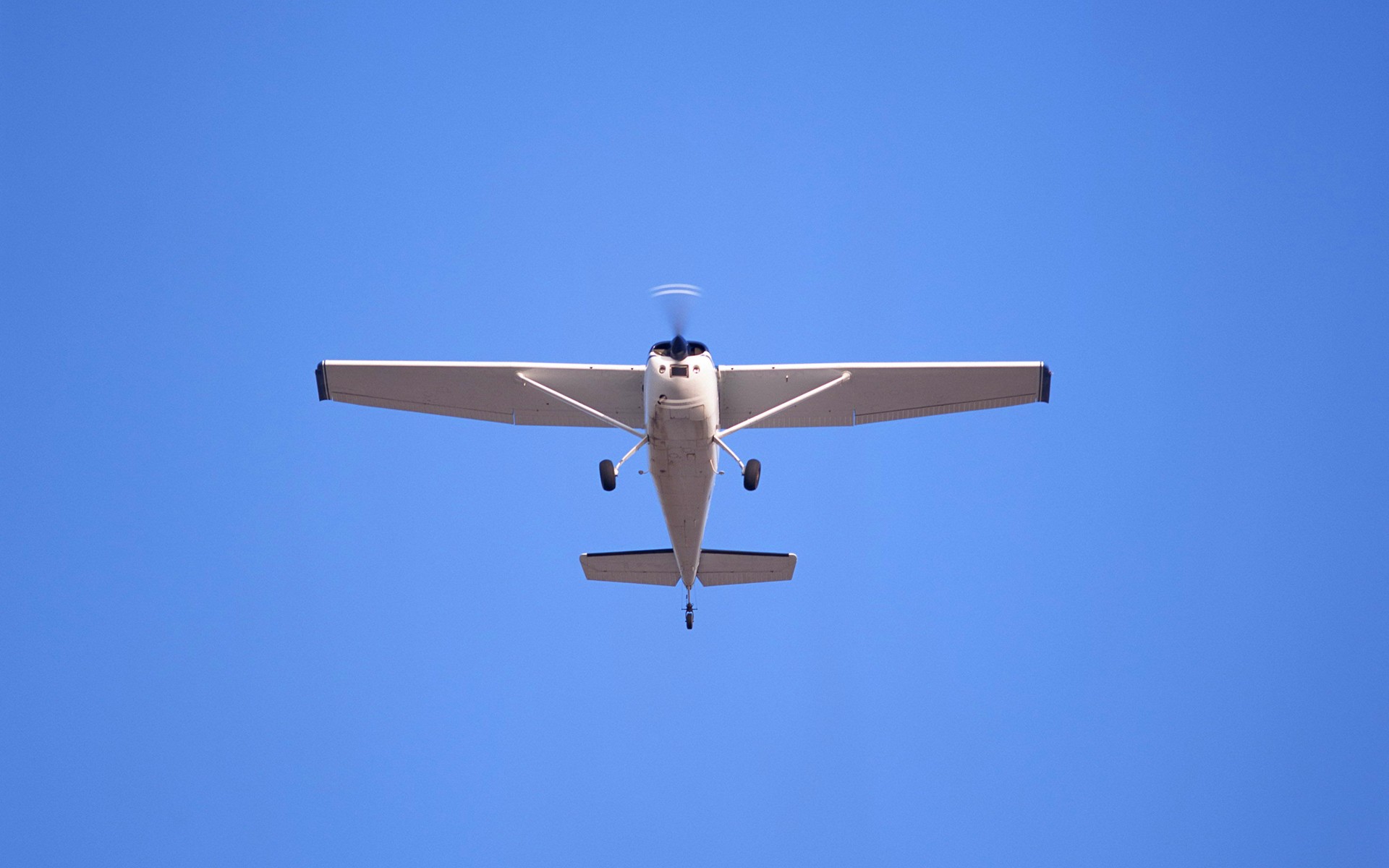 ciel hélicoïdal petit passager avion