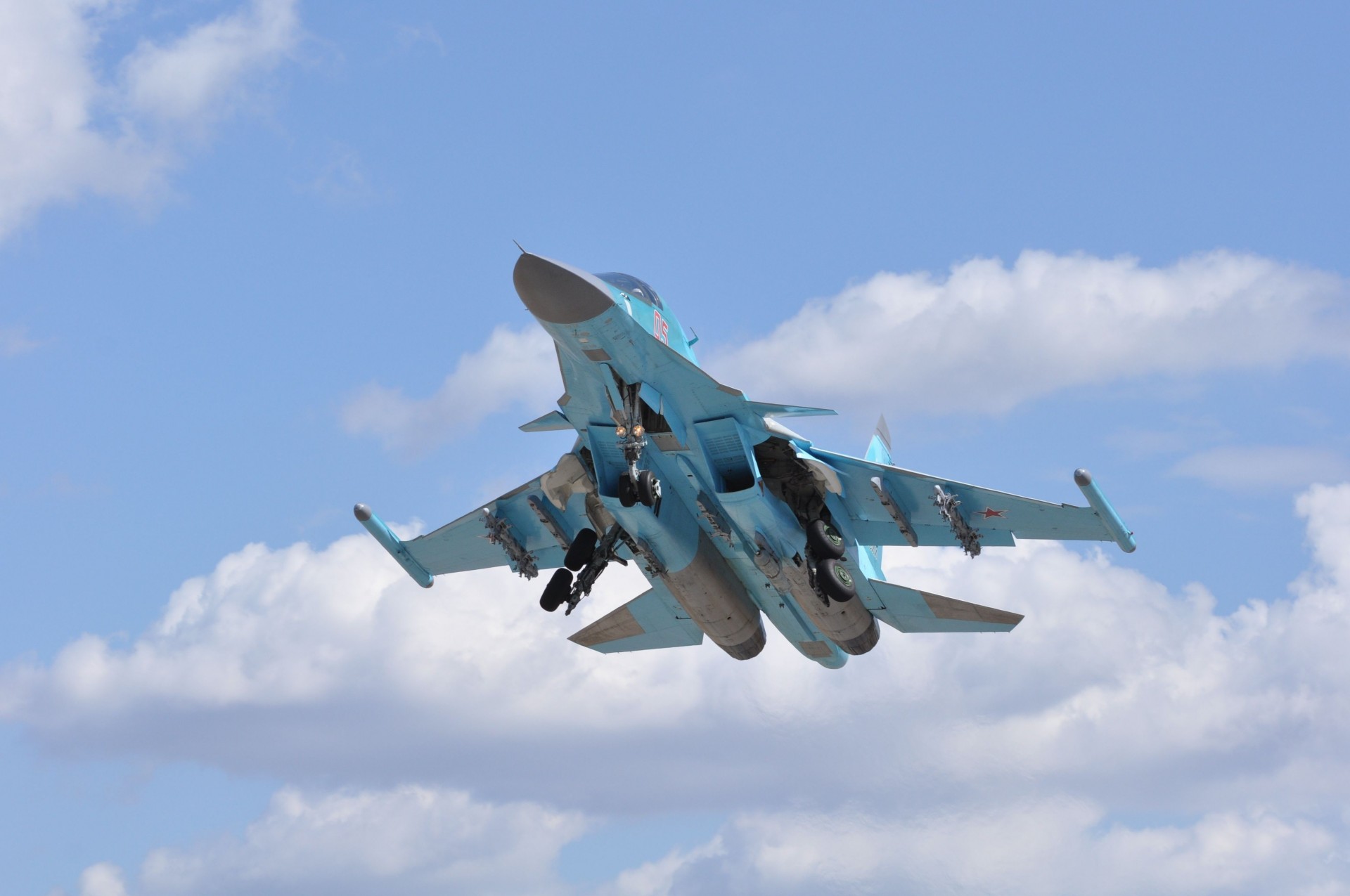 cielo avión nube su-34 azul seco