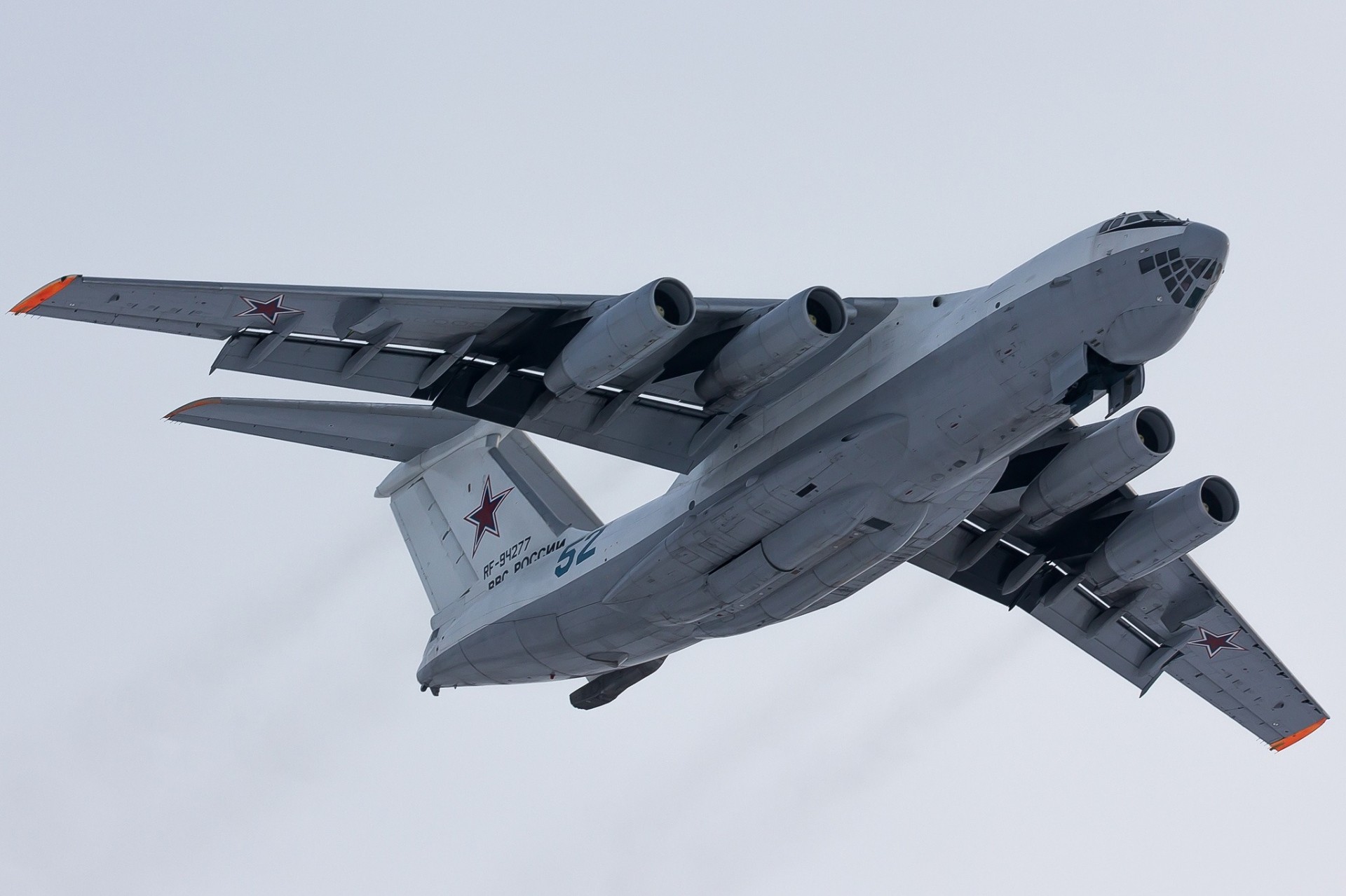 tanker plane il-78m