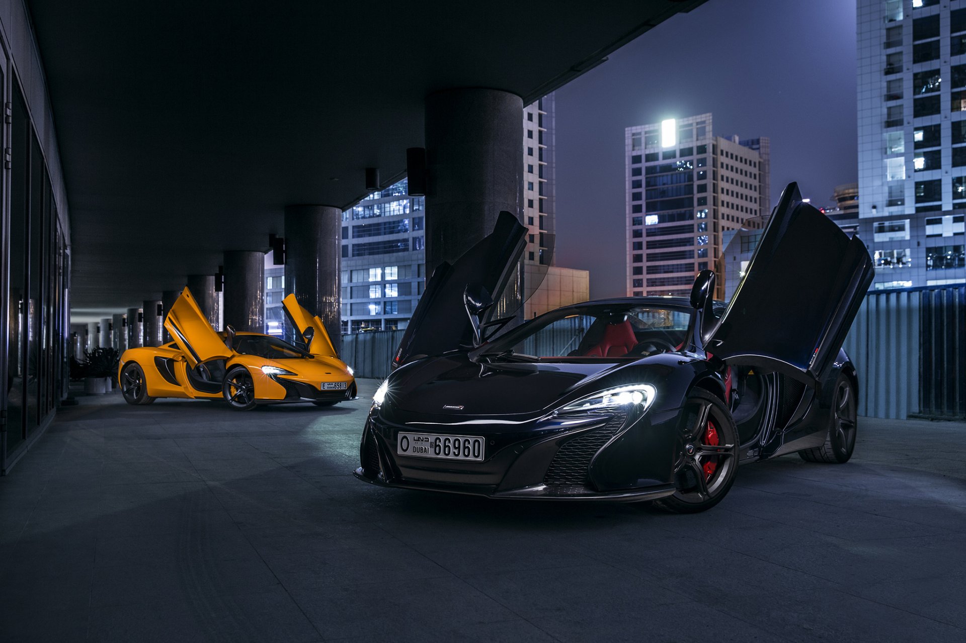 mclaren 650s дубай суперкары черный оранжевый двери передние