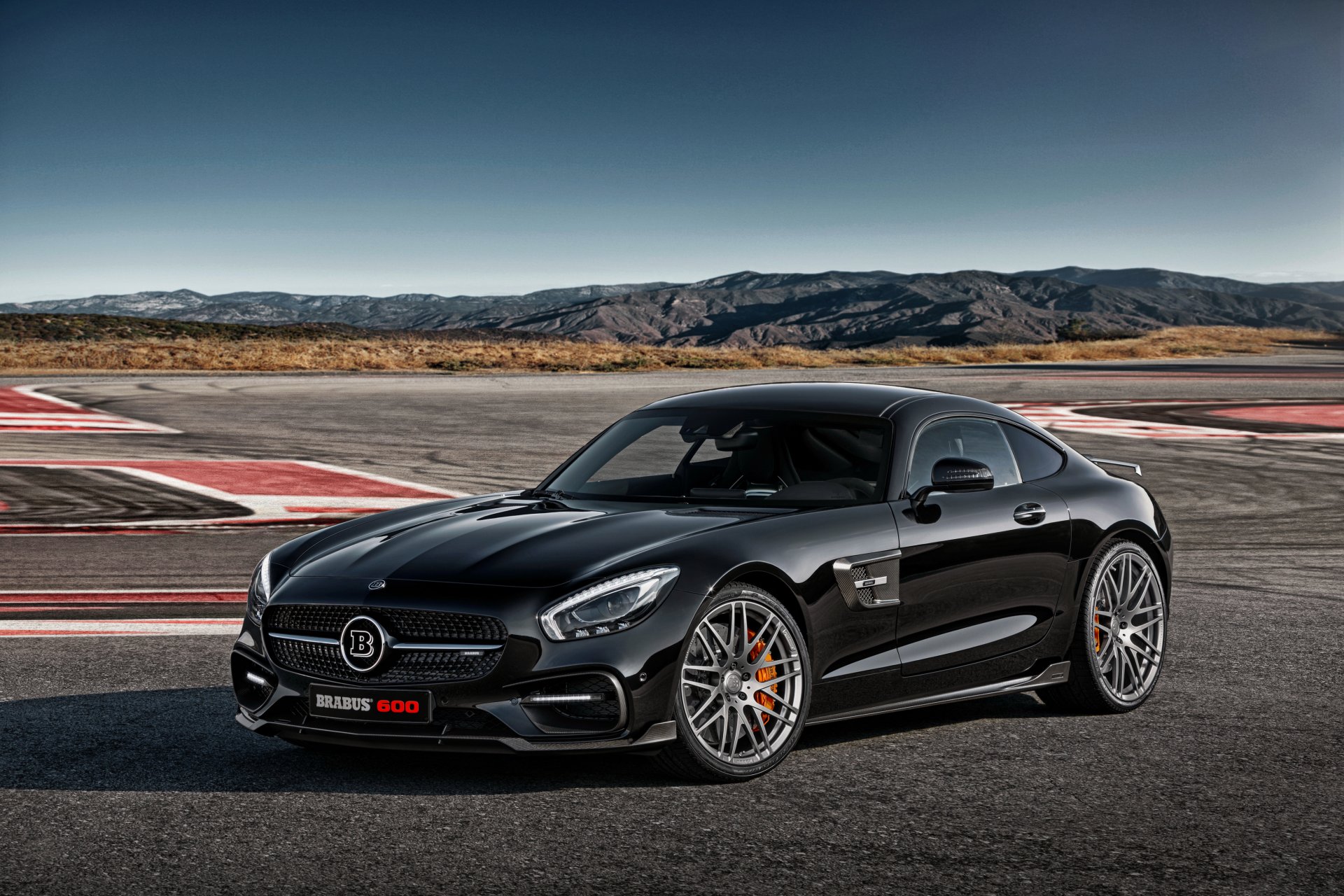 2015 г. braus amg mercedes-benz gt s c190 черный мерседес брабус амг