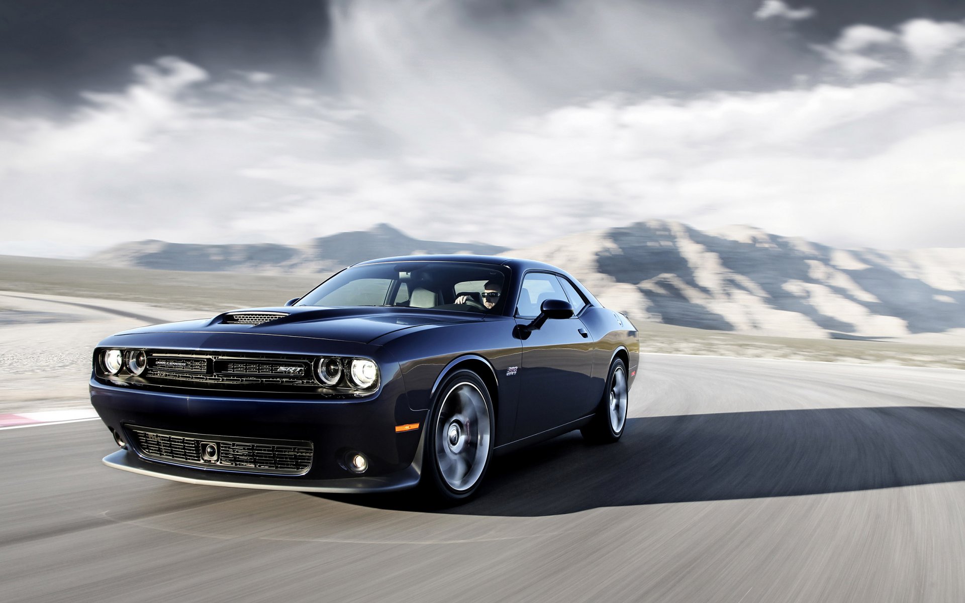 2015 dodge challenger srt hellcat