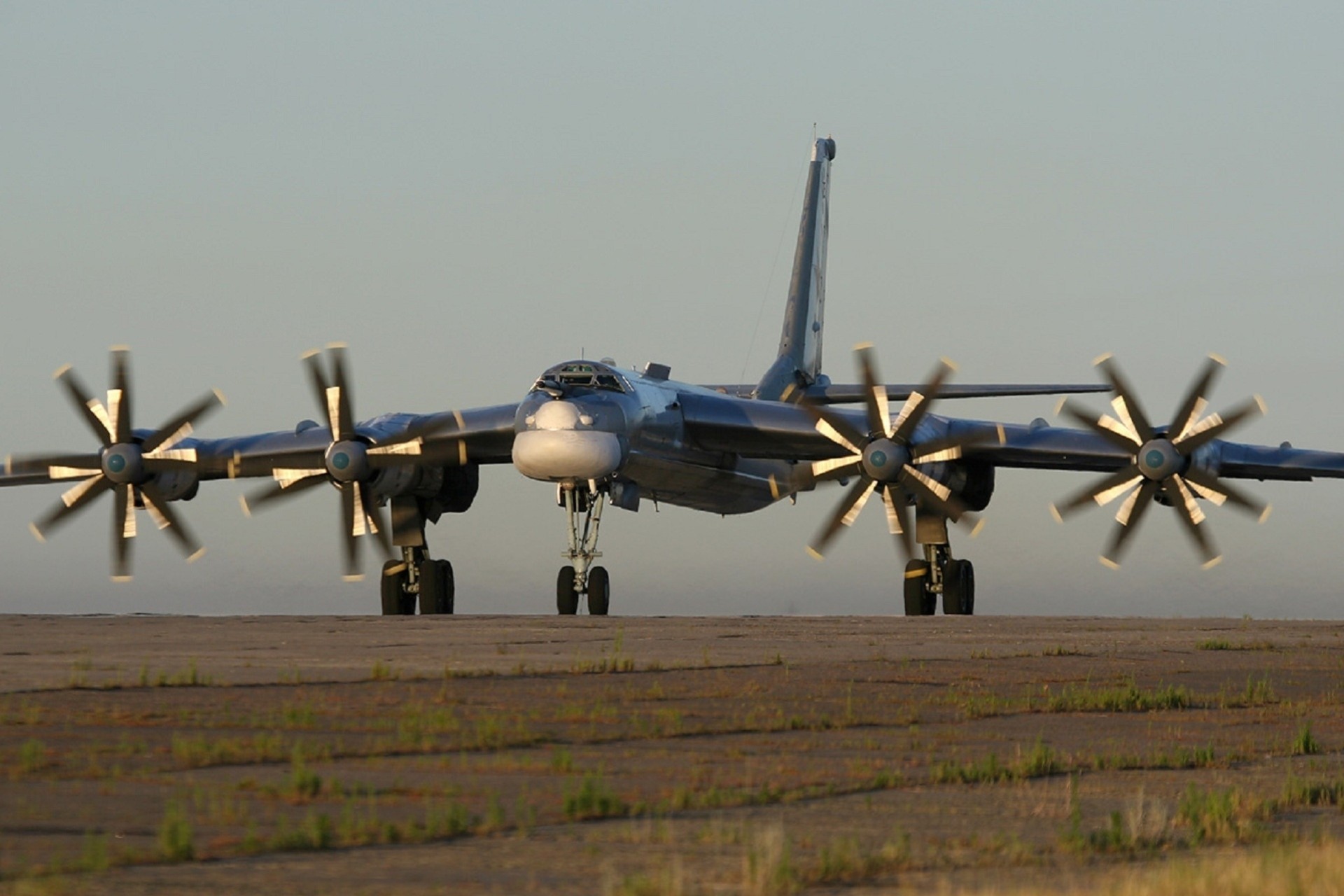 tu-95 grey plane tupolev