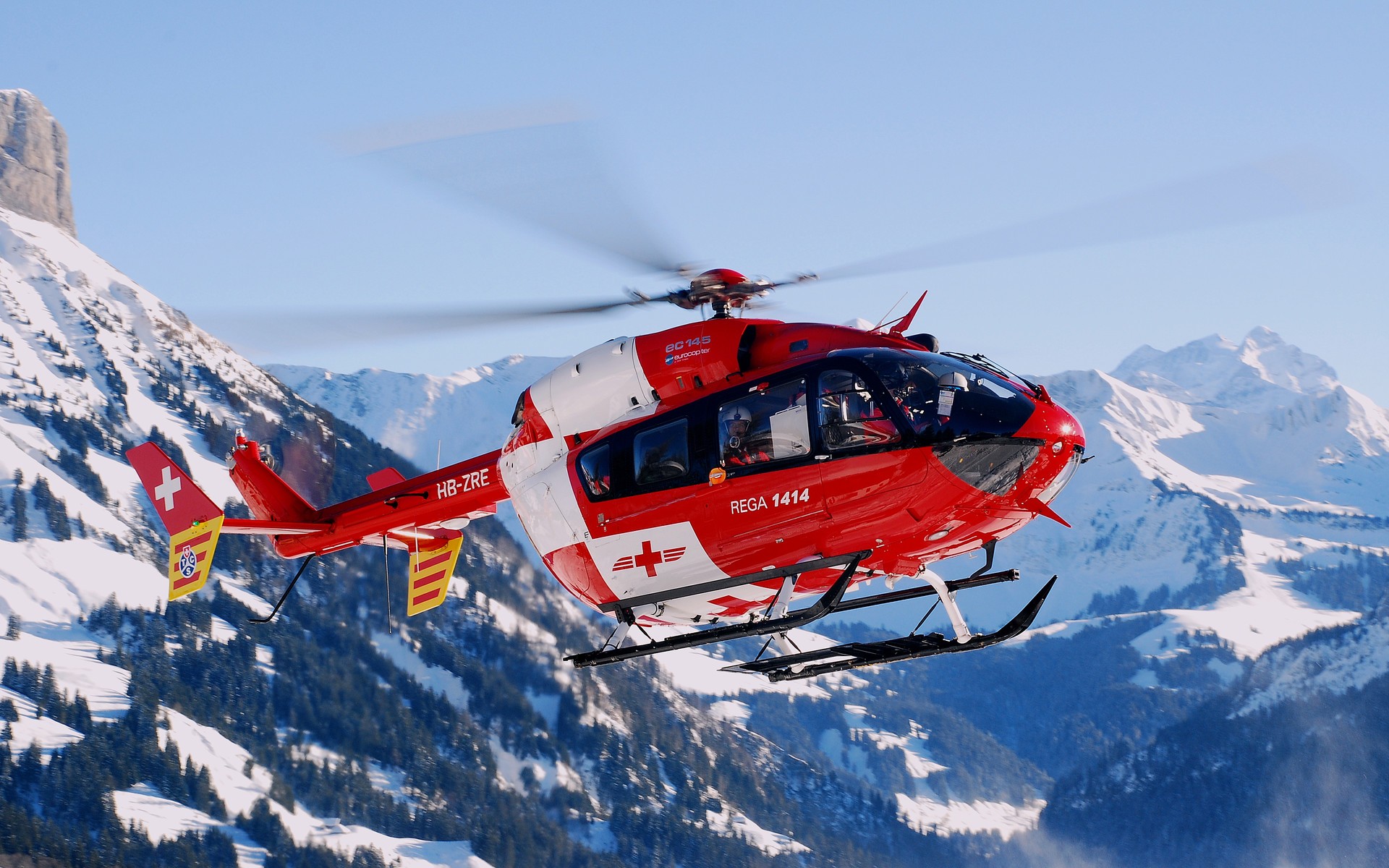 suiza helicóptero bk 117-c2 ec-145 montañas