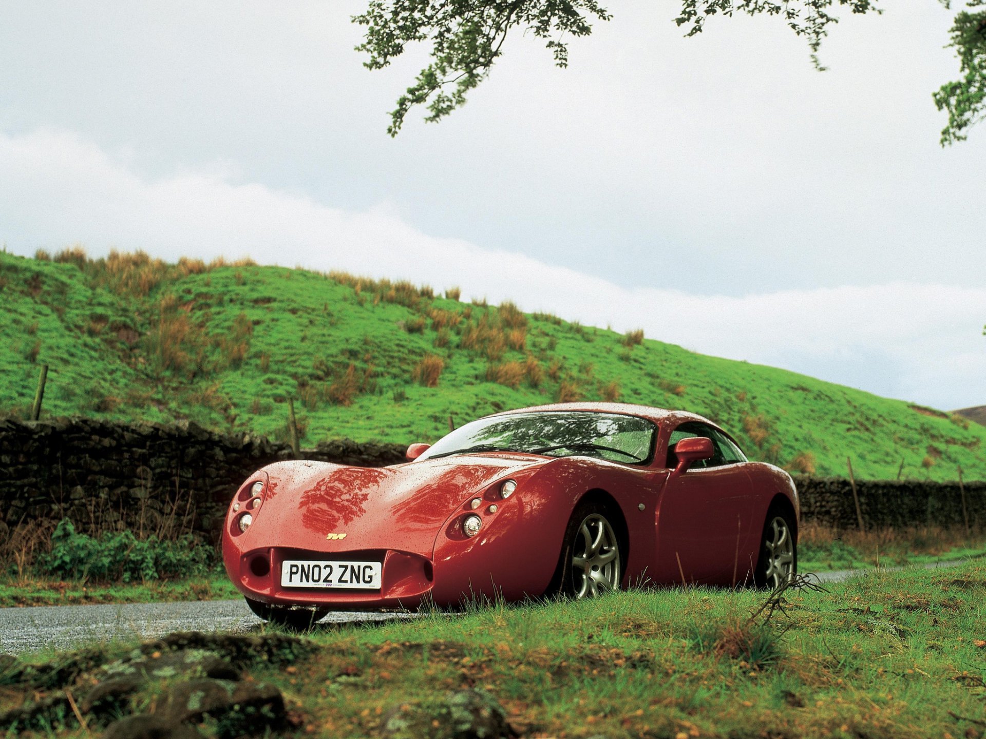 superdeportivo tvr t440 rojo