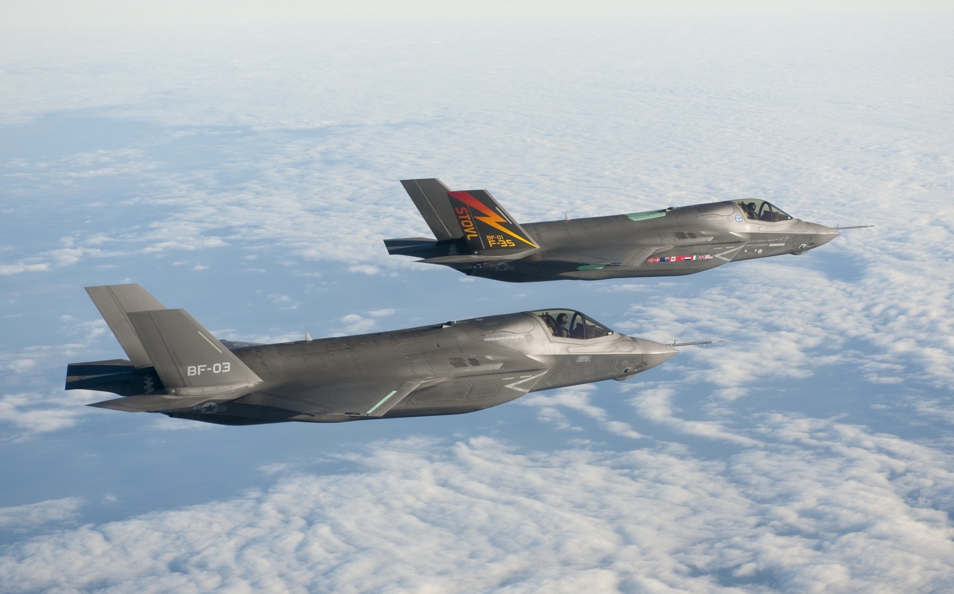 f-35 foudre turbopropulseur chasseur-bombardier