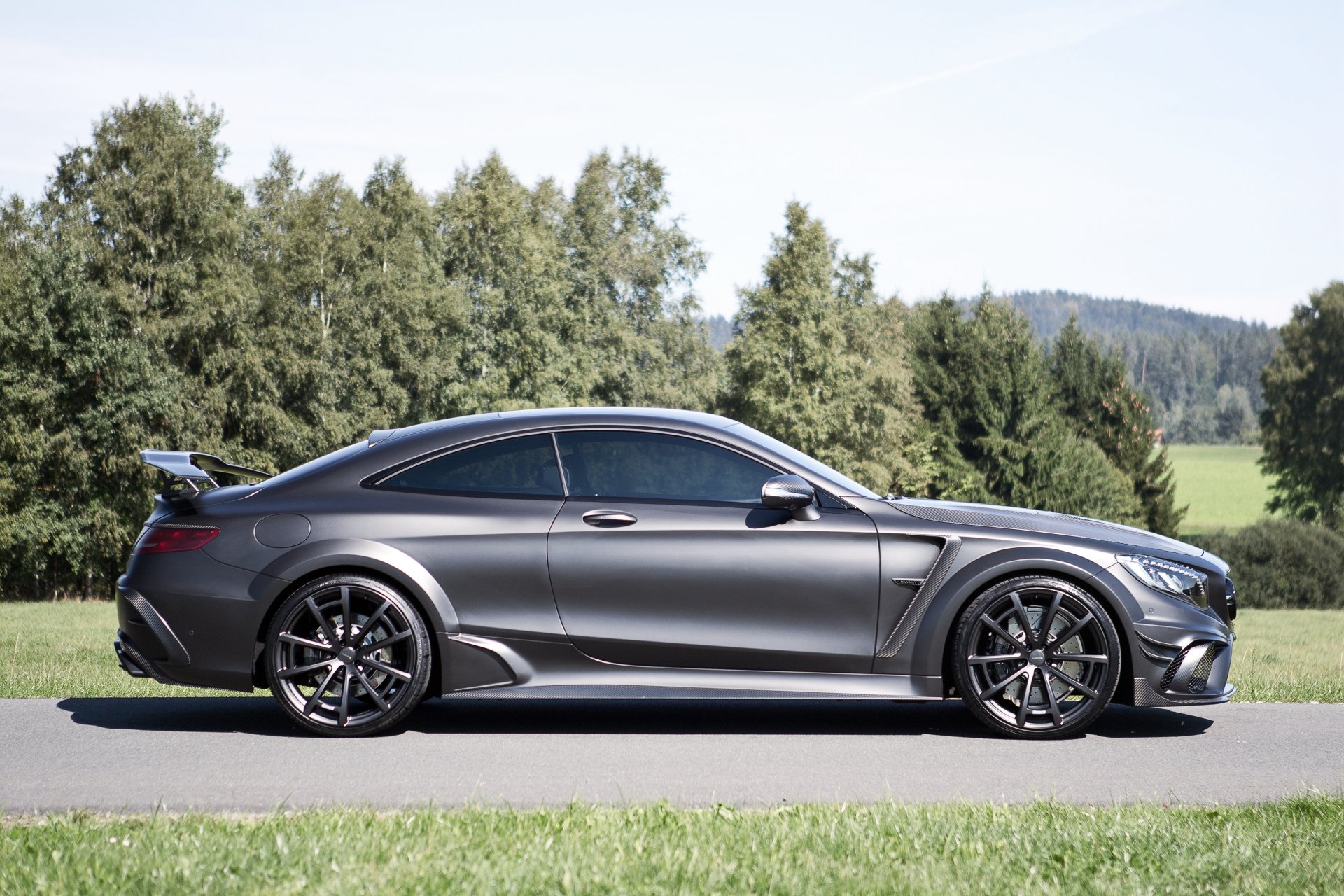 2015 mansory amg mercedes-benz classe s nero c217 mercedes amg lato