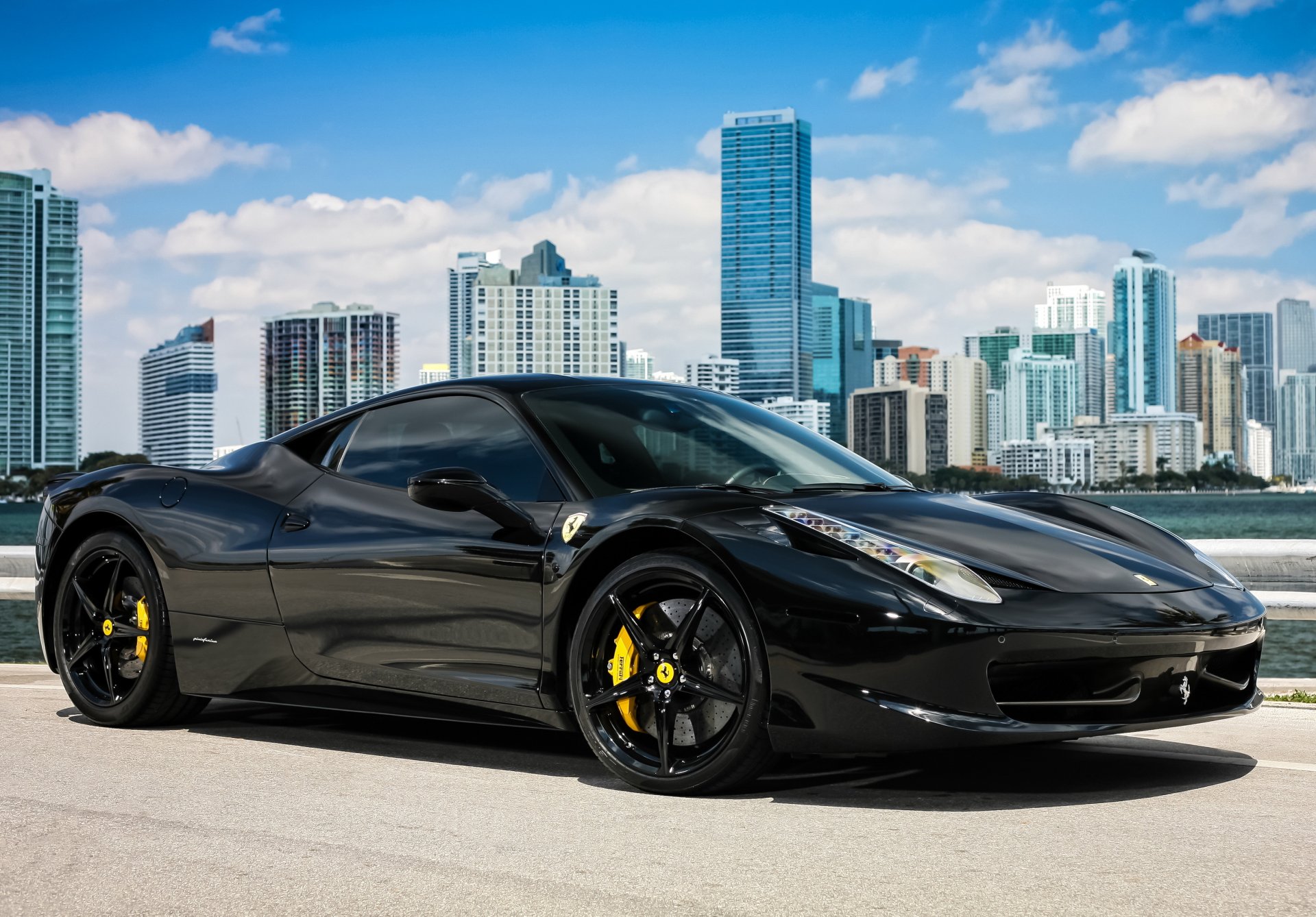 ferrari italia black