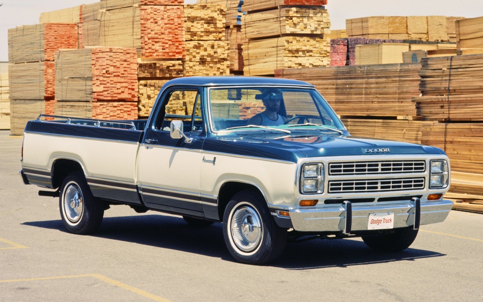 ausweichen d150 abenteurer se sweptline pickup 1979 pickup hintergrund