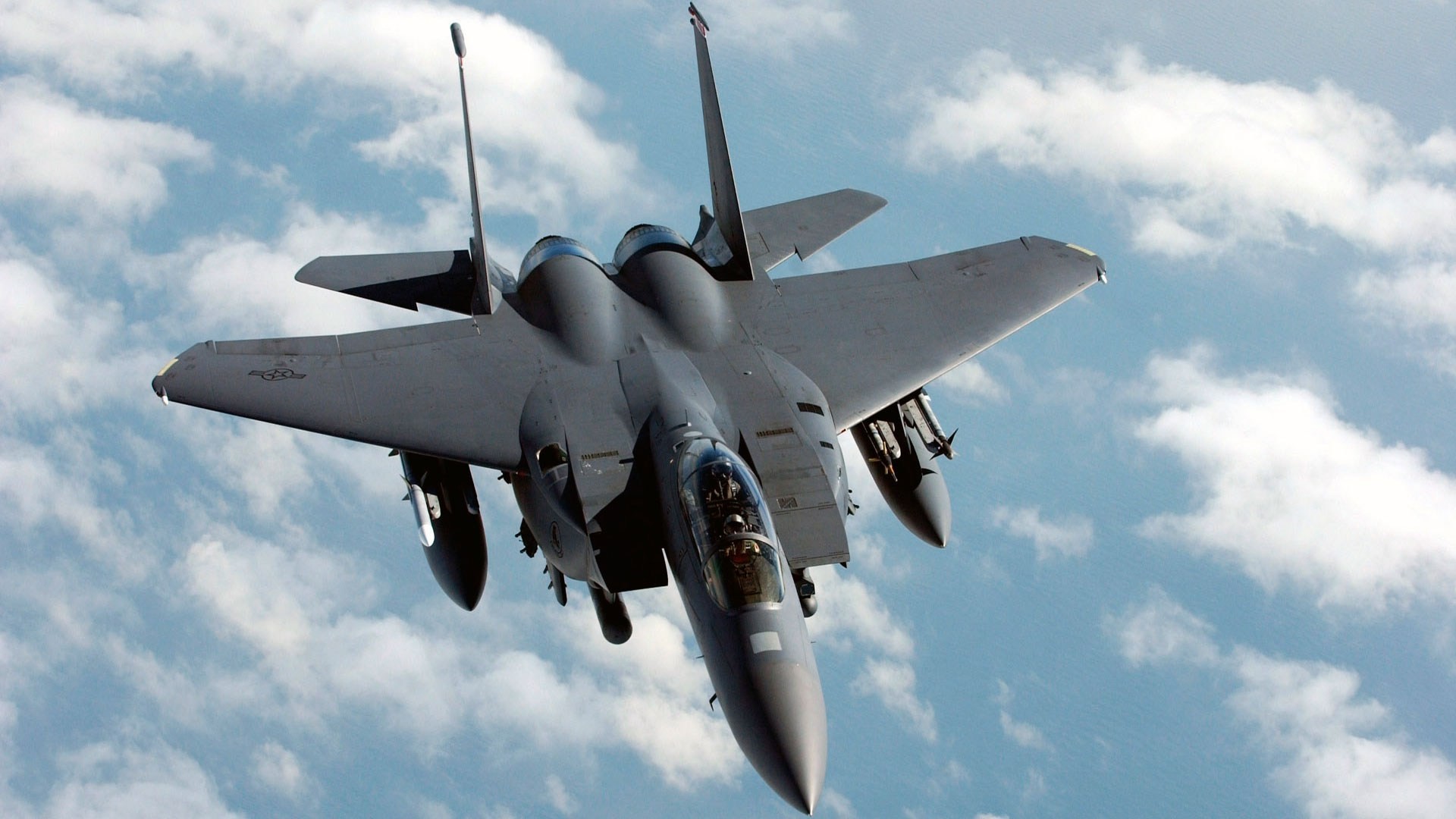 fighter military f-15 plane