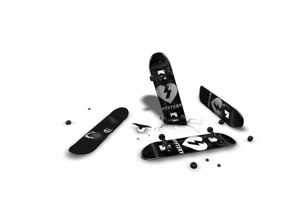 Schwarze kaputte Skateboards