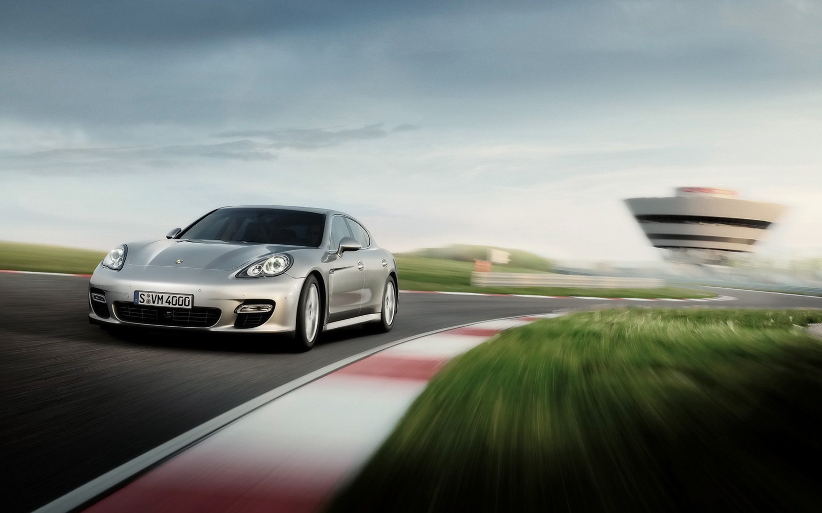 porsche panamera geschwindigkeit