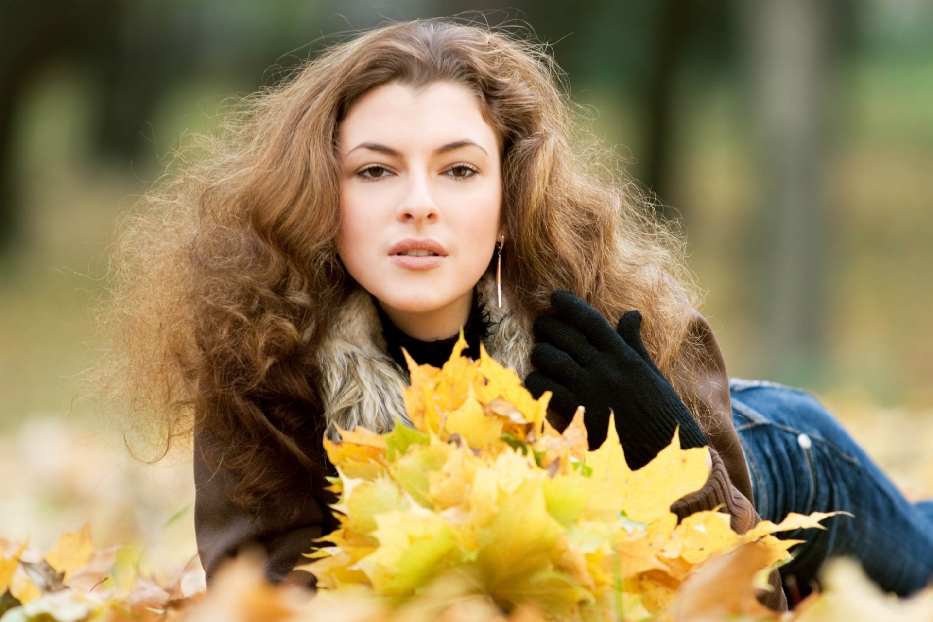 blatt herbst braune augen braunhaarige erde