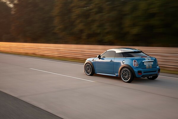 For the blue mini there is only speed and road