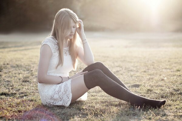 A girl in the morning rays