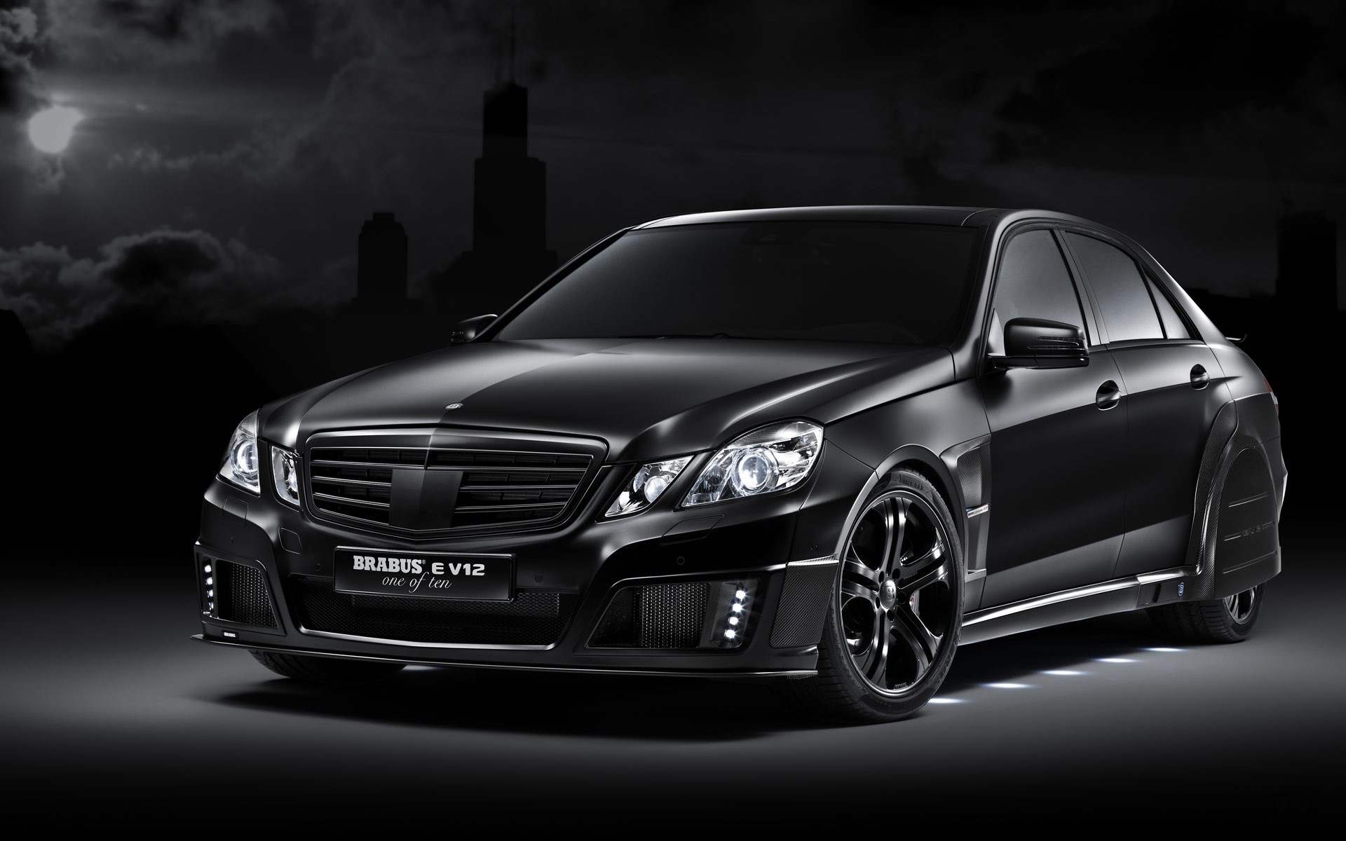 mercedes-benz е v12 brabus тюнинг черный