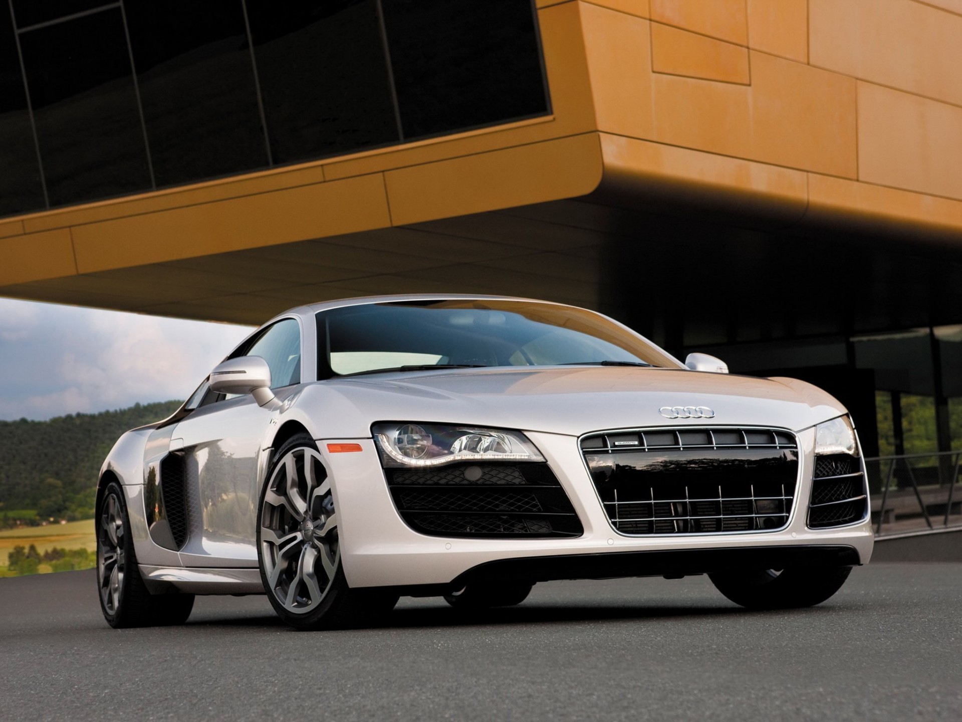 audi r8 blanc