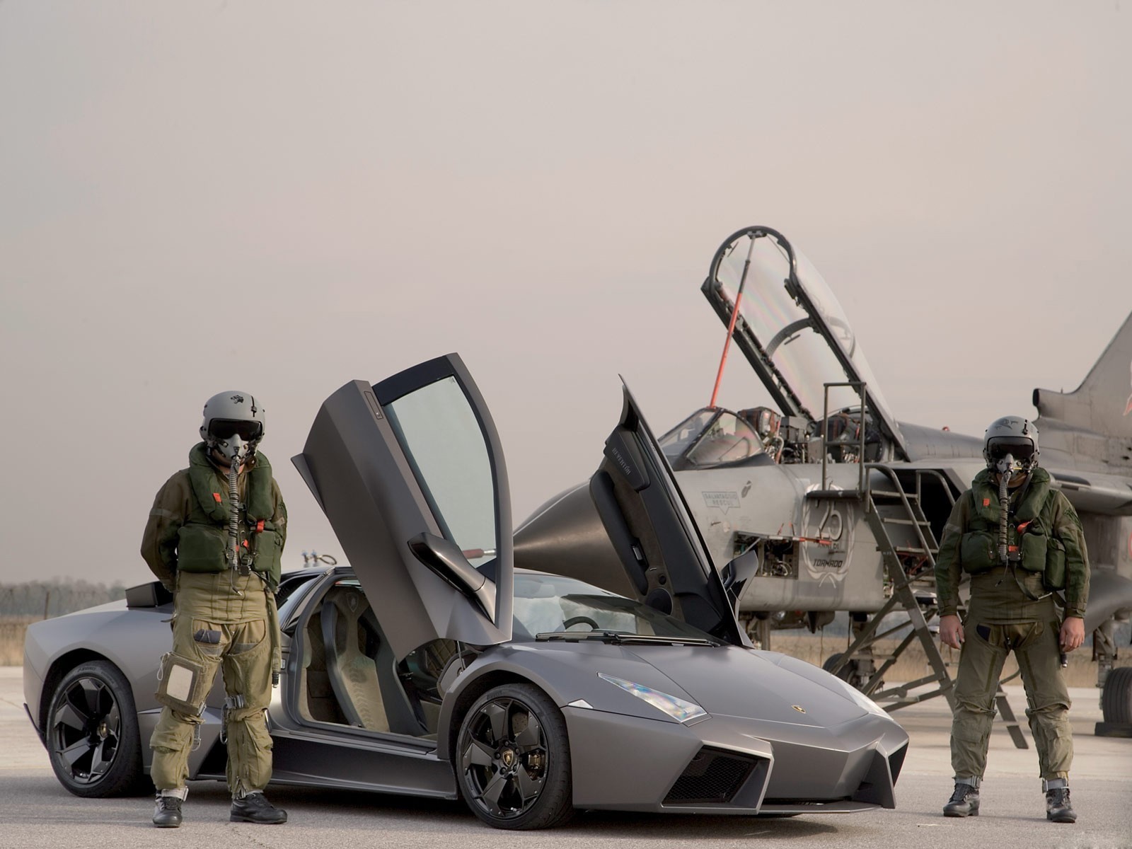 lamborghini flugzeug piloten