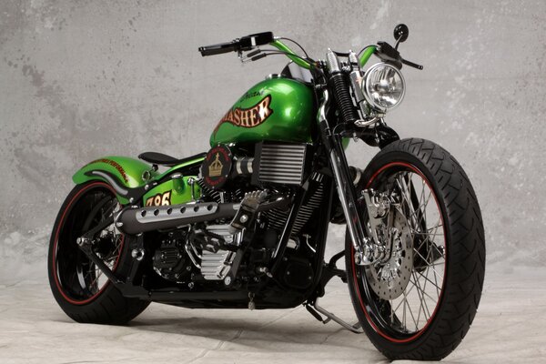 Green bike chopper auto