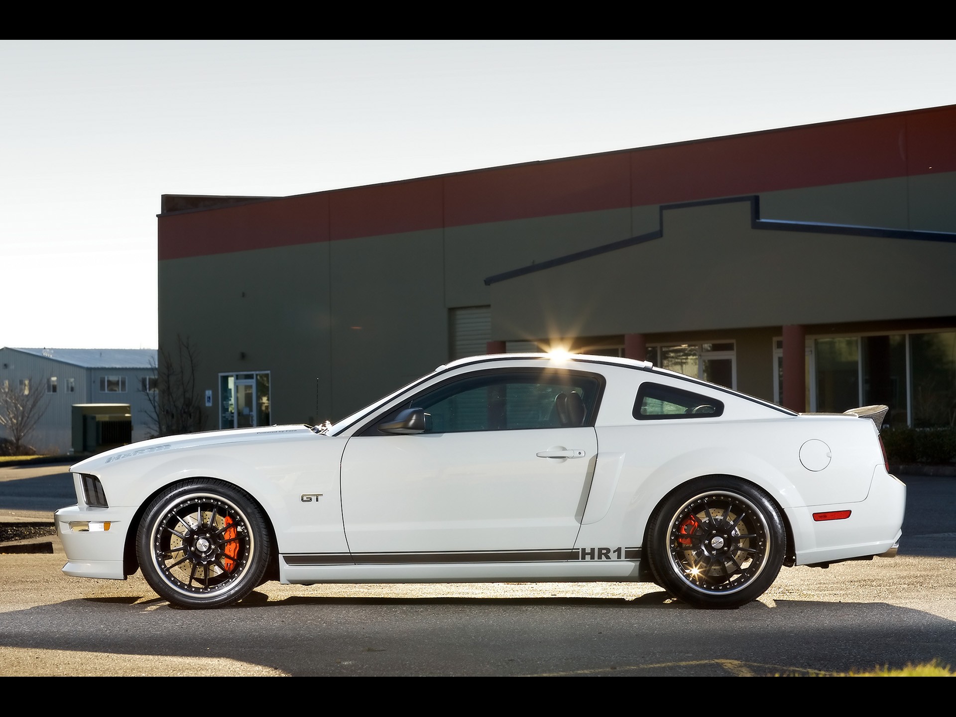 ford mustang gt caja resaltar