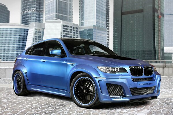 Tuning BMW X6 dans la ville