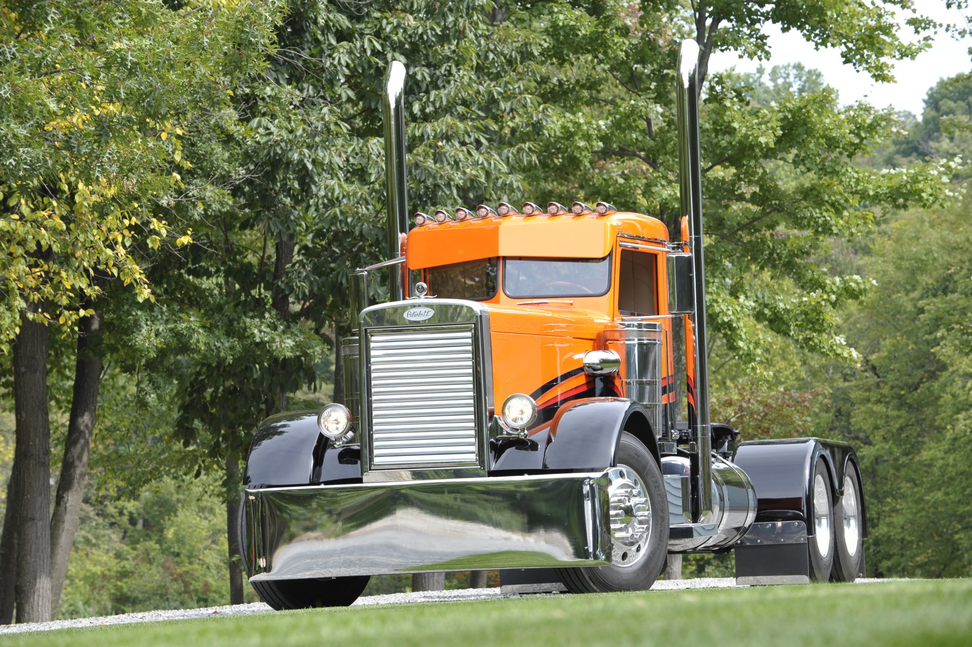 por encargo peterbilt camión big rig