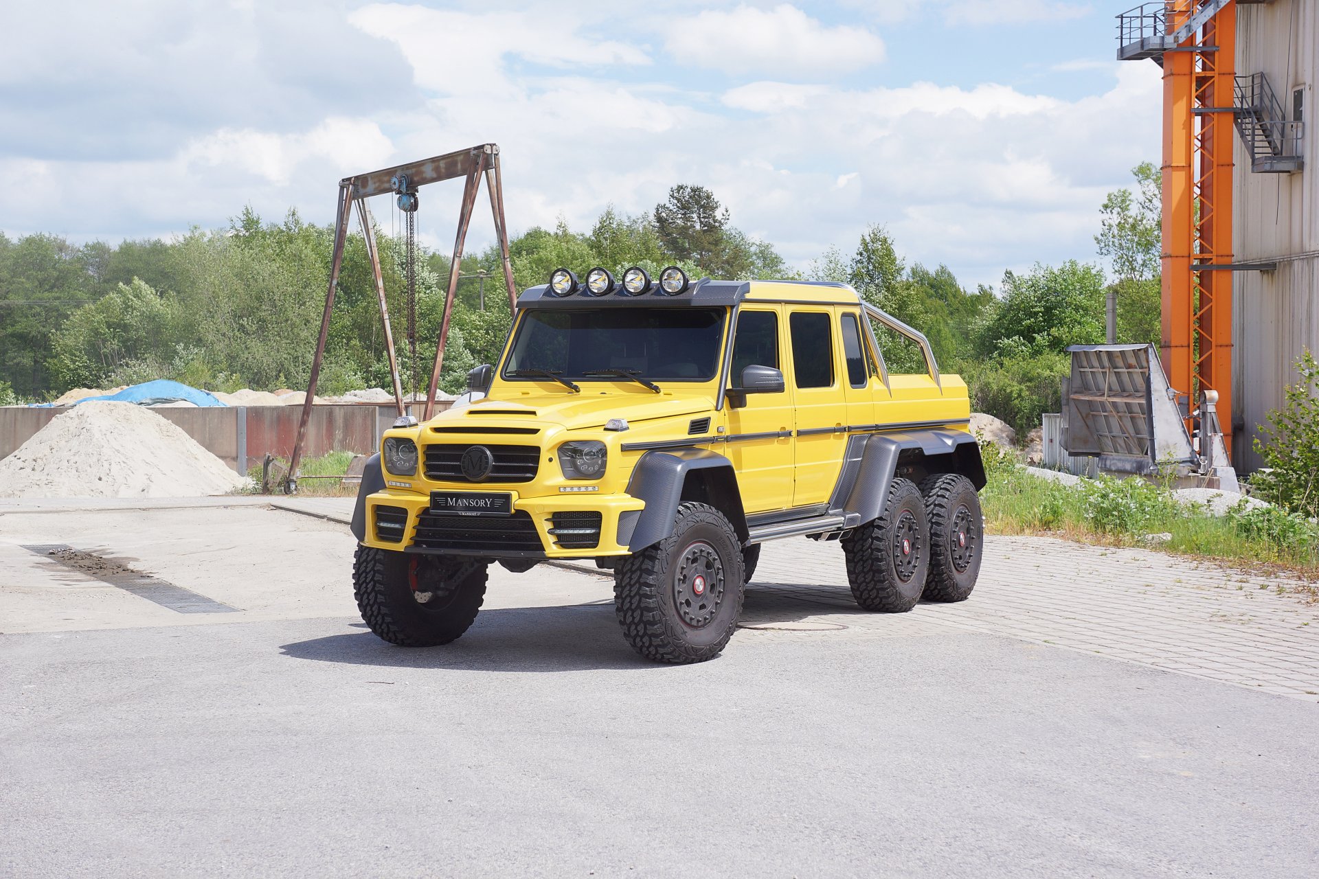 2015 mansory mercedes-benz g 63 amg 6x6 w463 mercedes