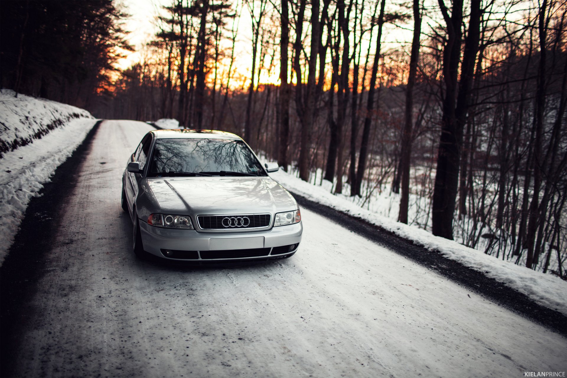 audi a4 posición audi nieve dogoga bosque puesta del sol