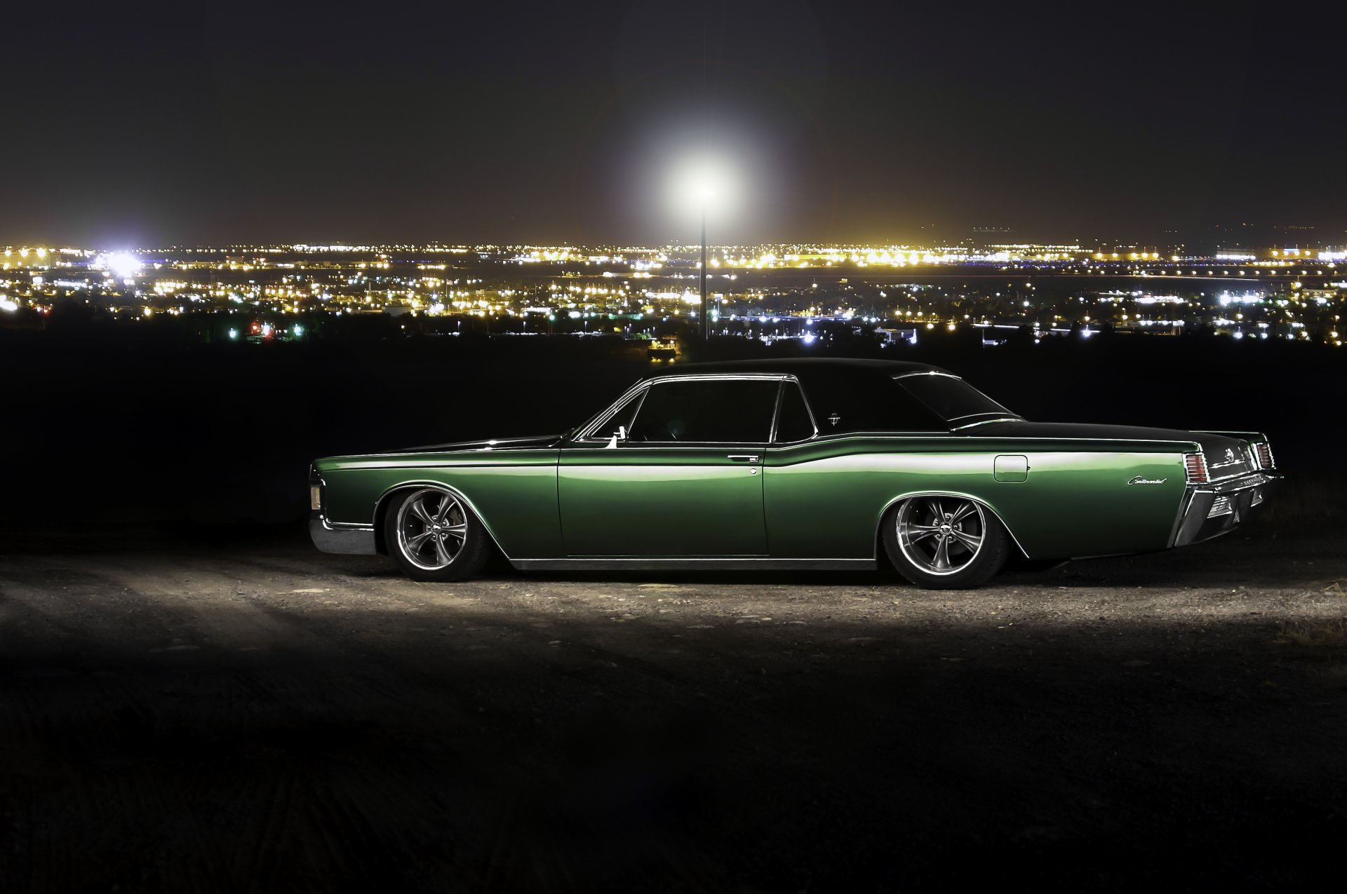 lincoln continental coche noche