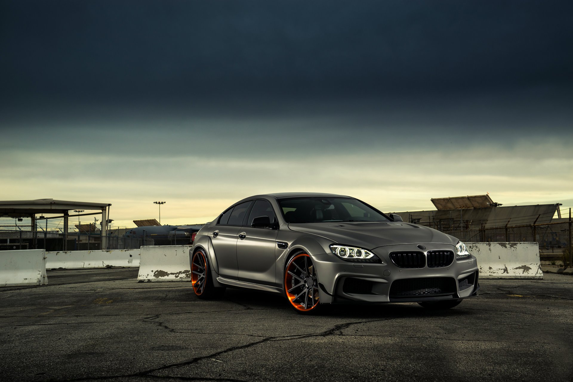 bmw m6 gran coupe jc matowy czarny przód