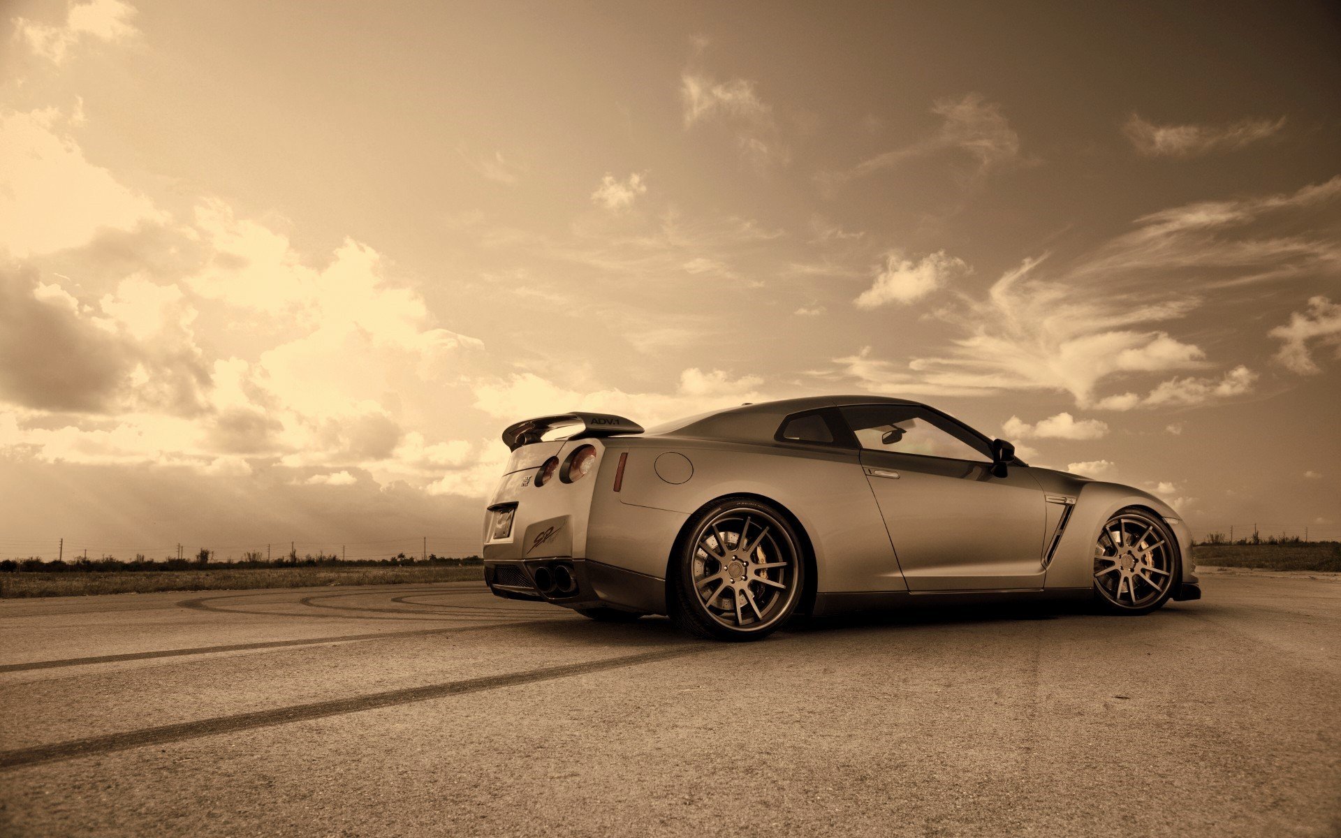 nissan gtr r35 2 auto straße spur himmel sepia