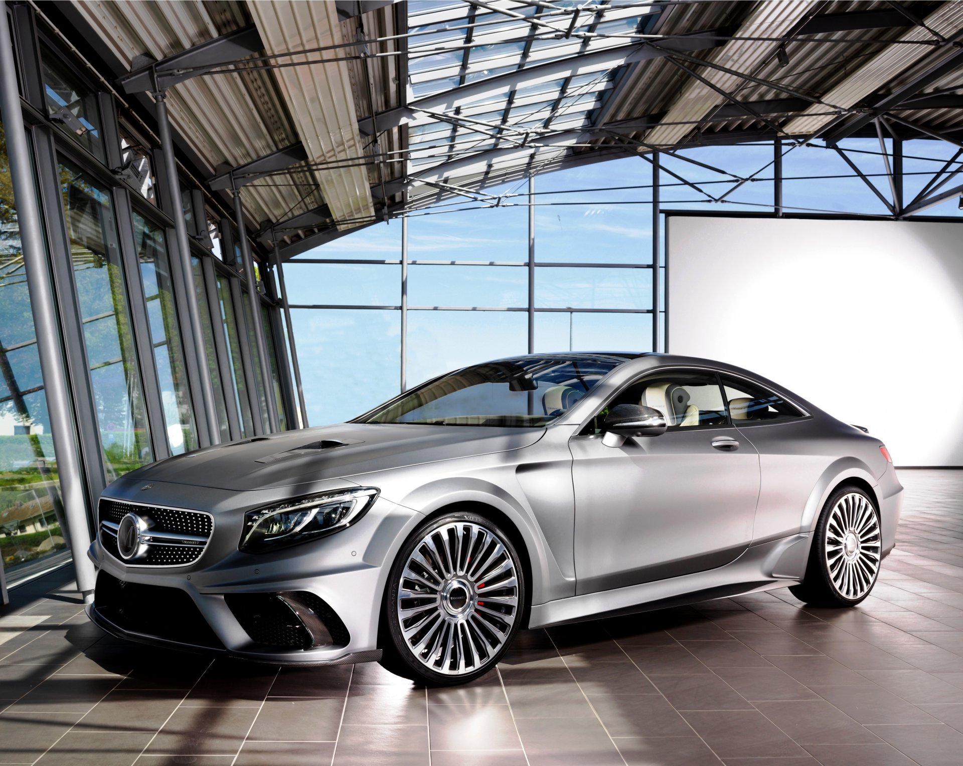 2015 г. mansory mercedes-benz s 63 amg купе diamond edition c217 мерседес амг