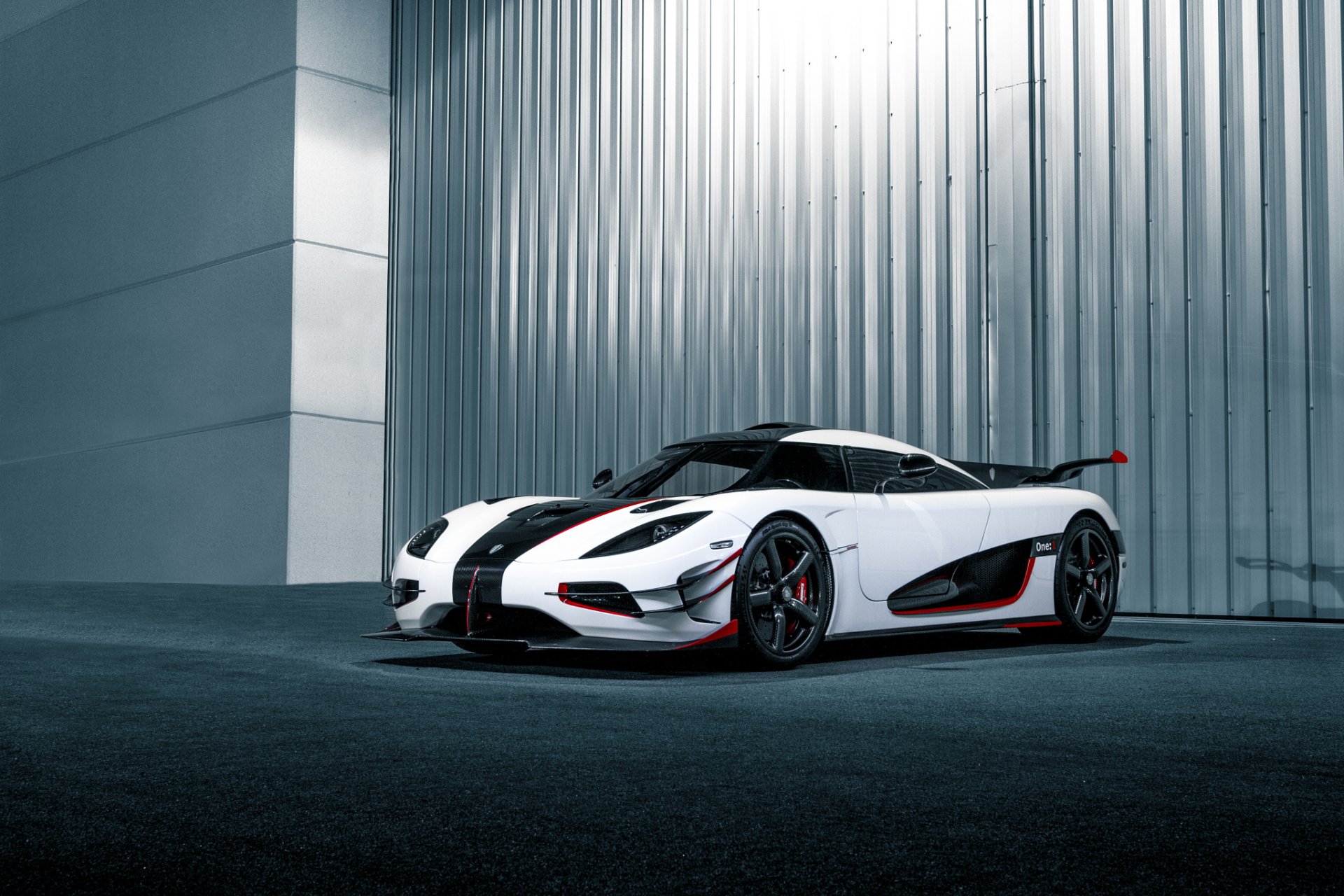 koenigsegg eins weiß