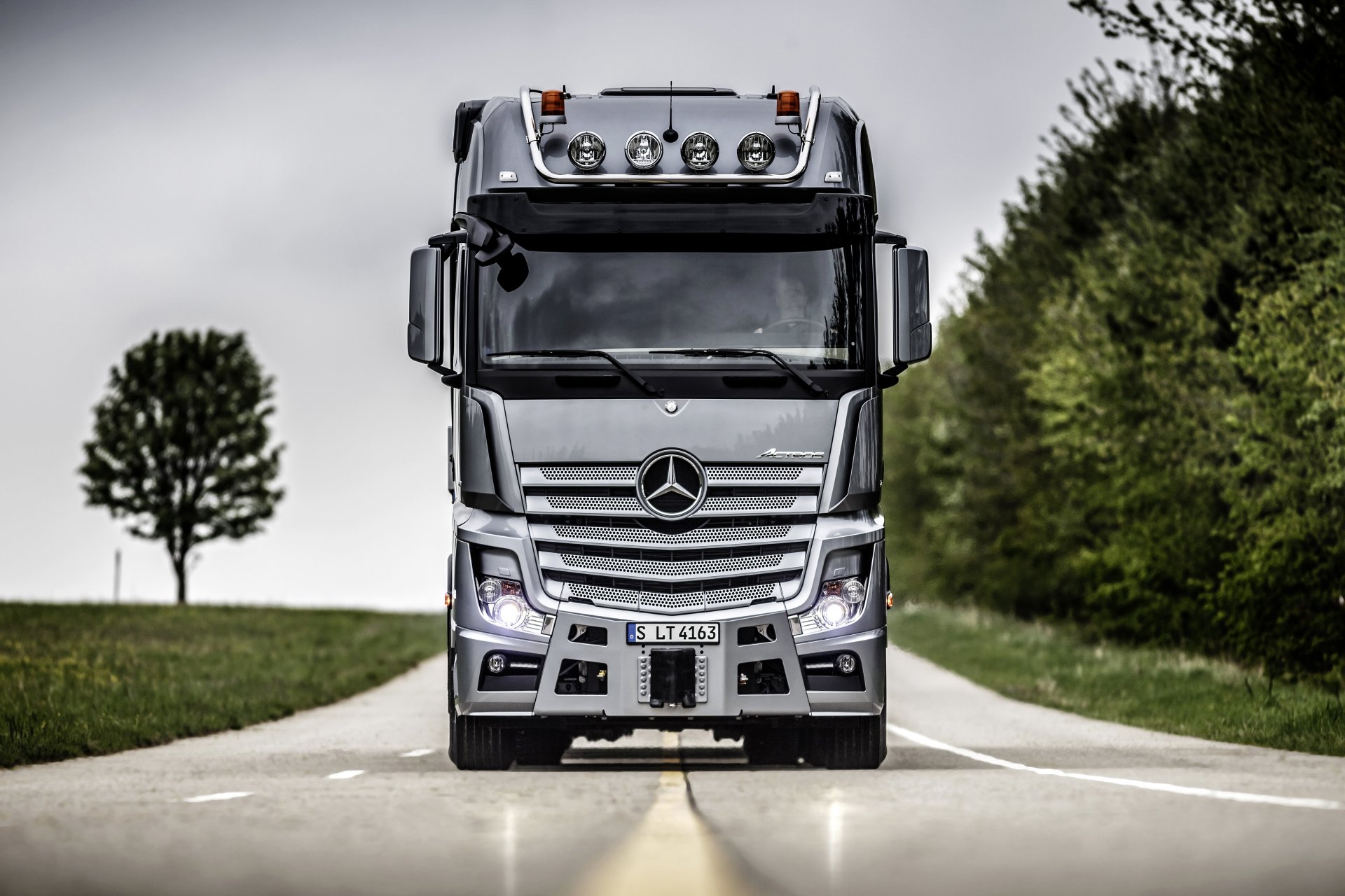 mercedes actros тягач груз hd вид кабина