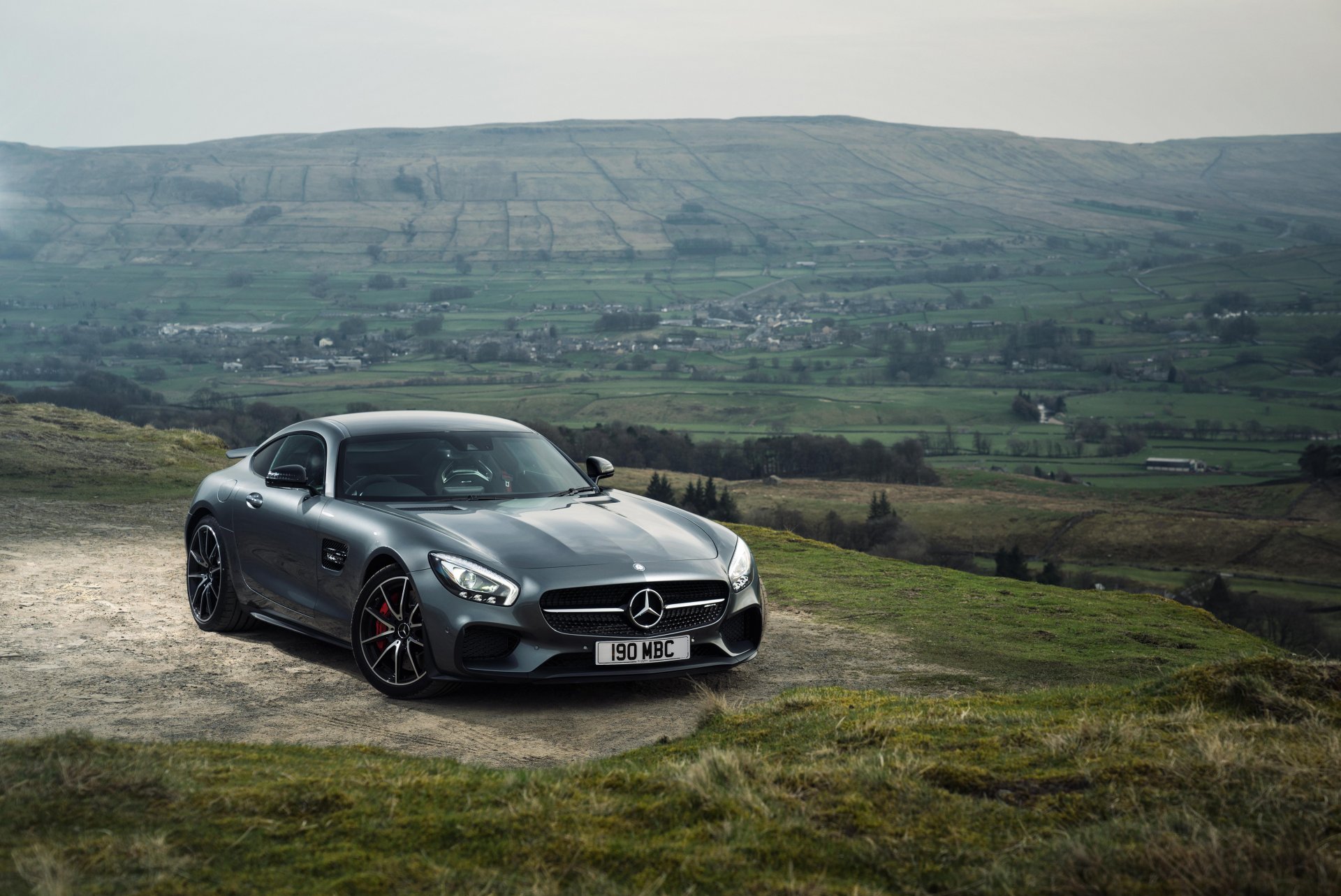 2015 г. mercedes amg gt s издание 1 великобритания-spec c190 мерседес амг