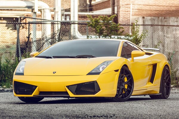 Yellow Lamborghini, front lights view