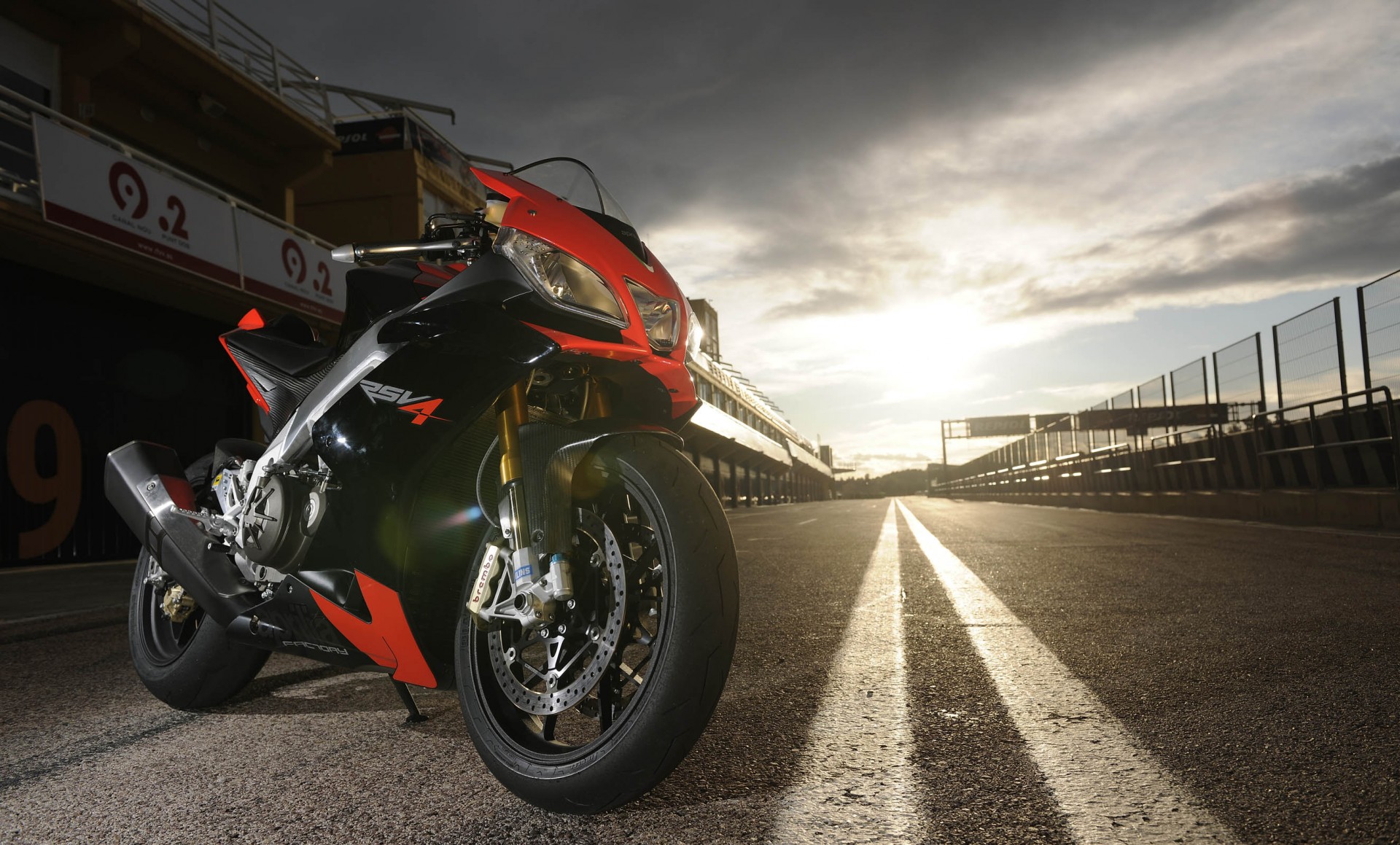 aprilia rsv4 vélo