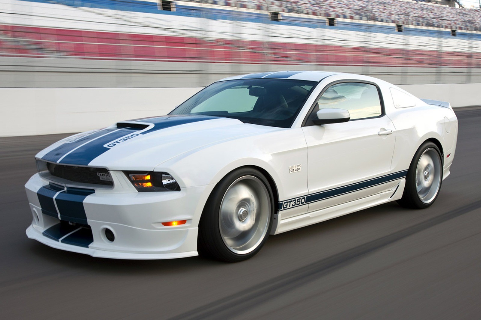 ford shelby gt350