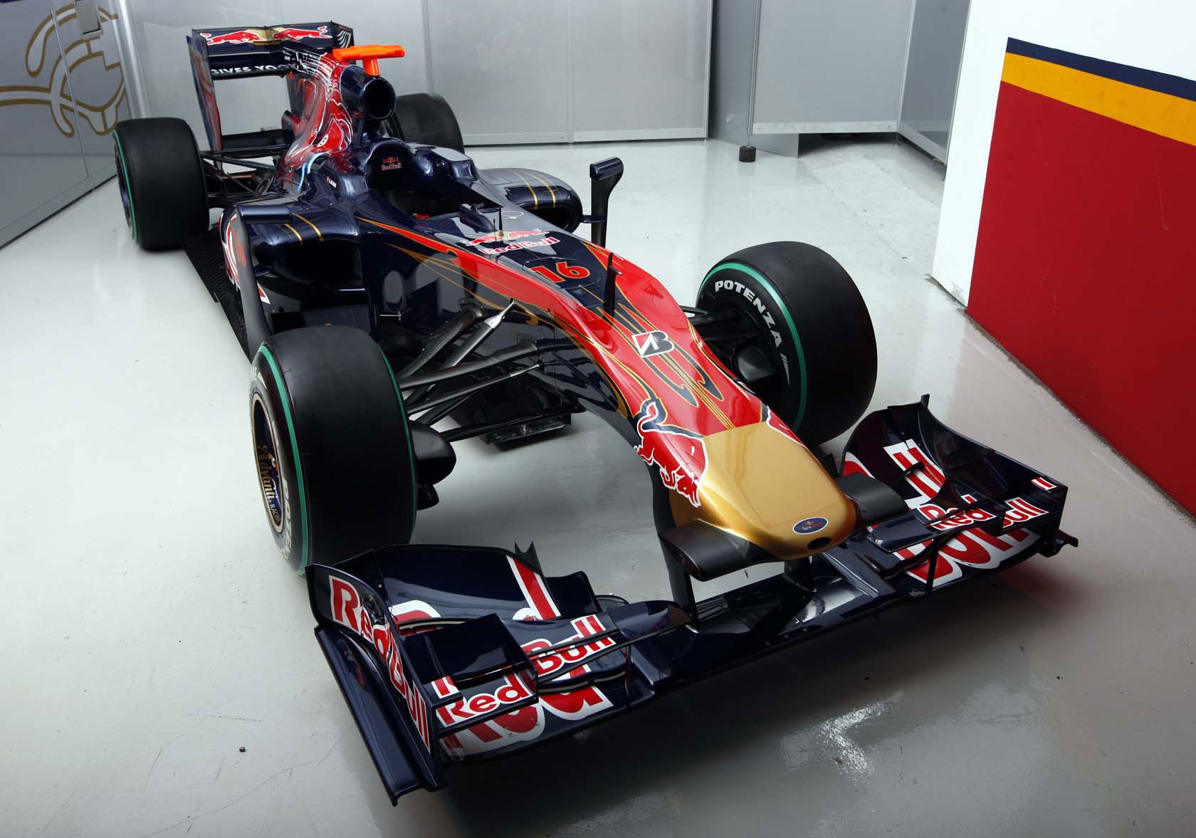 toro rosso str5 f1