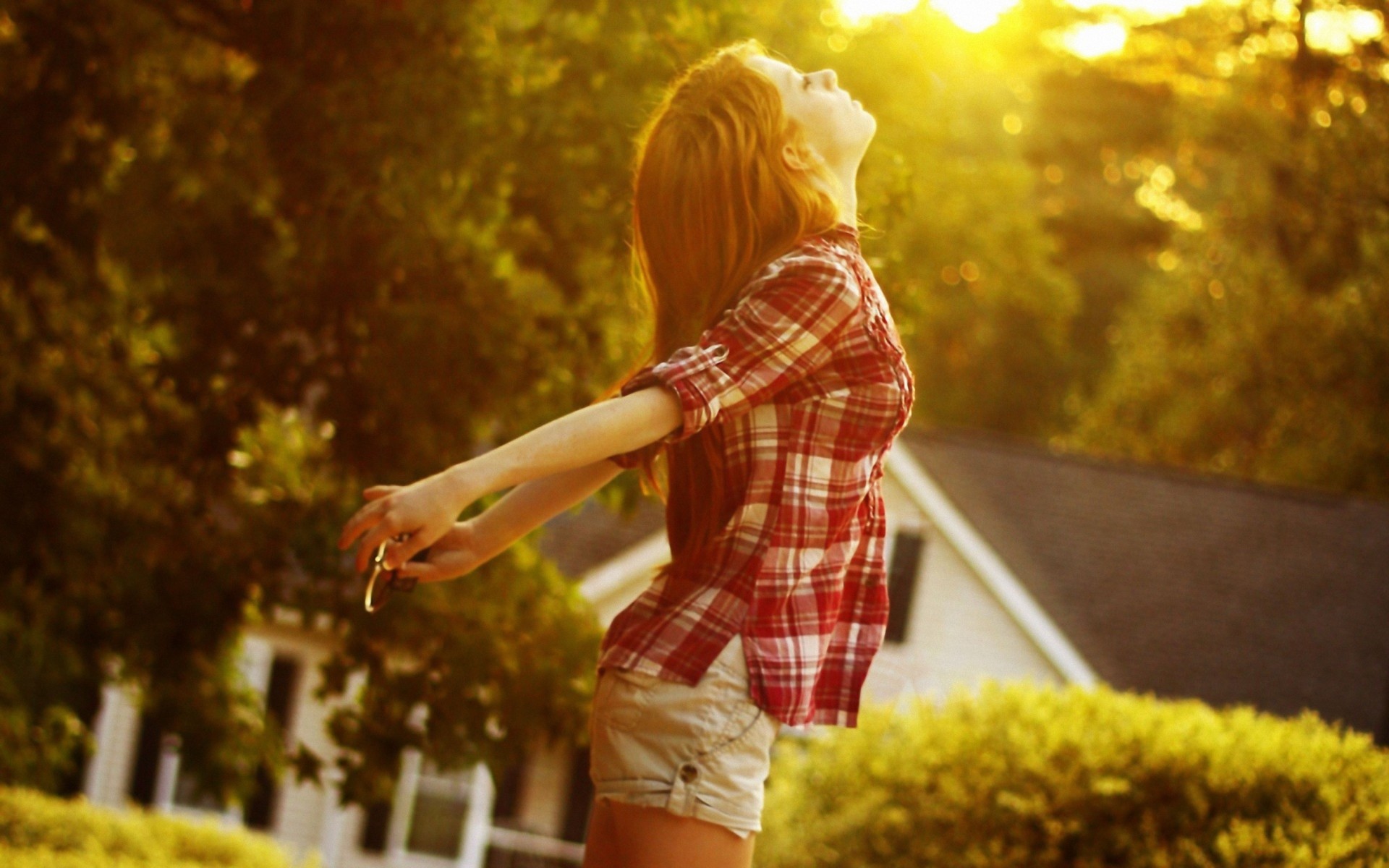 shorts sonnenlicht mädchen haare sonnenuntergang licht frauen rot sonne lange haare t-shirt