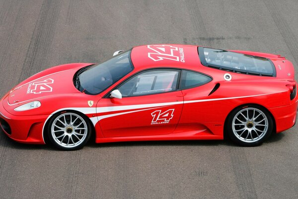 Red racing ferrari F430