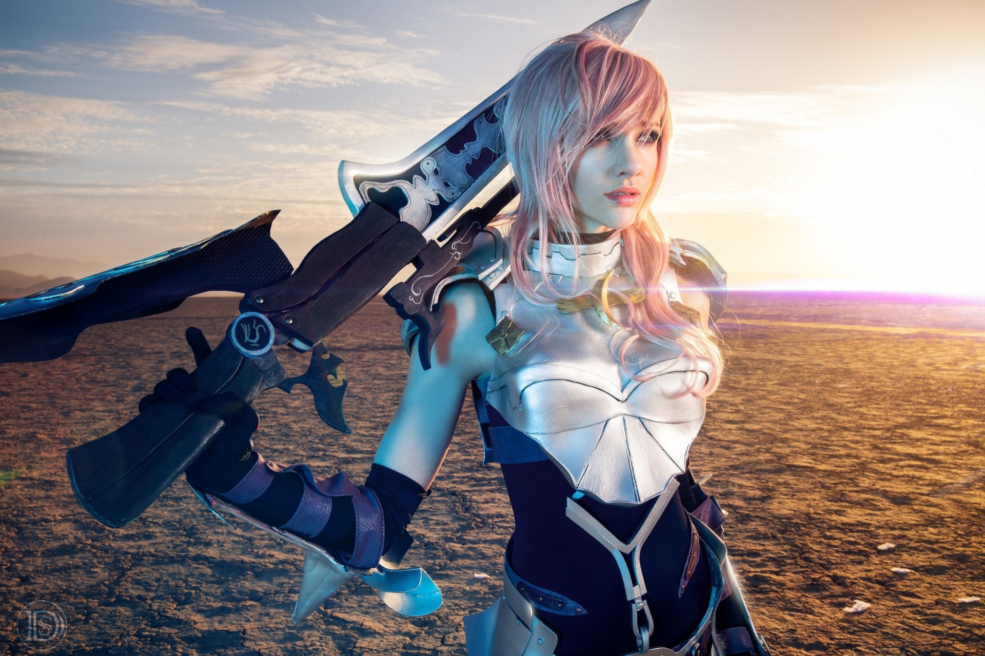 ragazza final fantasy xiii-2 cosplay fulmine guerriero deserto