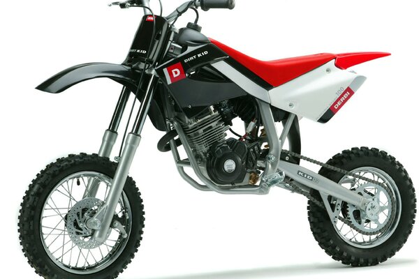 Moto kid100 derby vista laterale