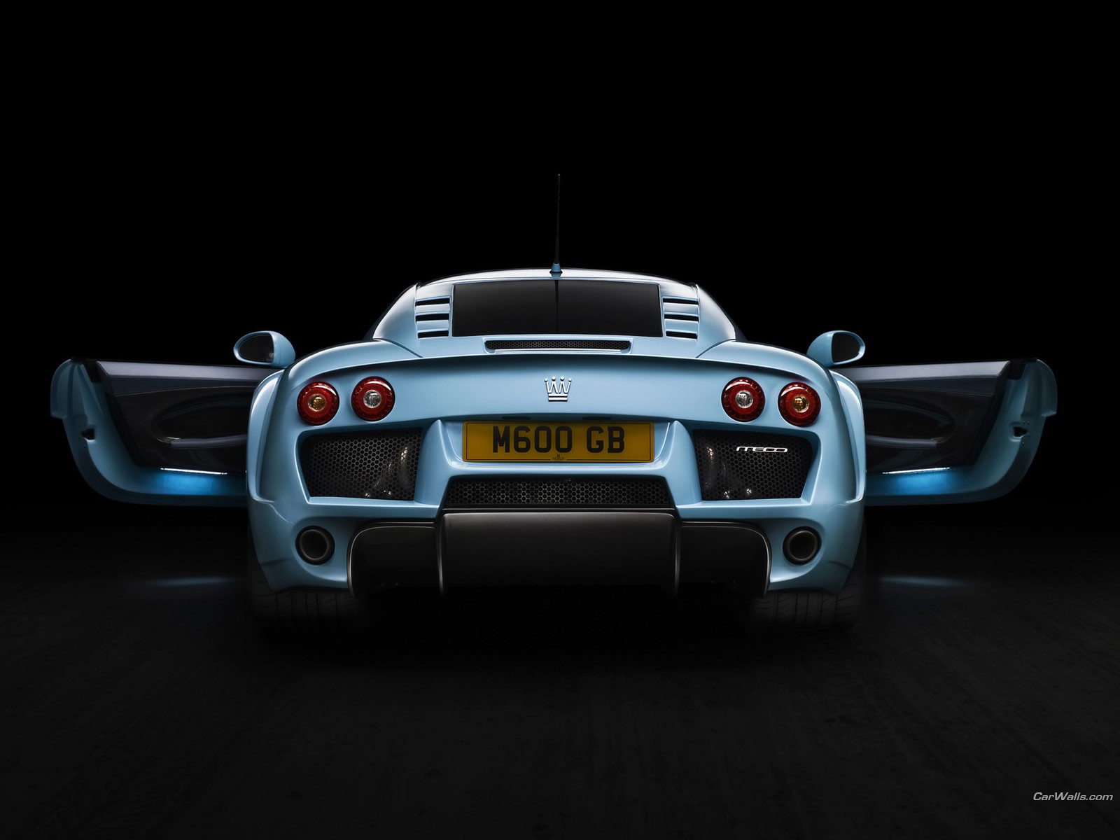 noble m600 puerta