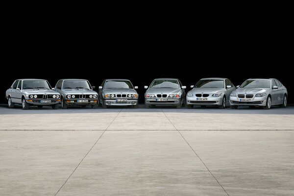 Collezione di auto BMW in mostra