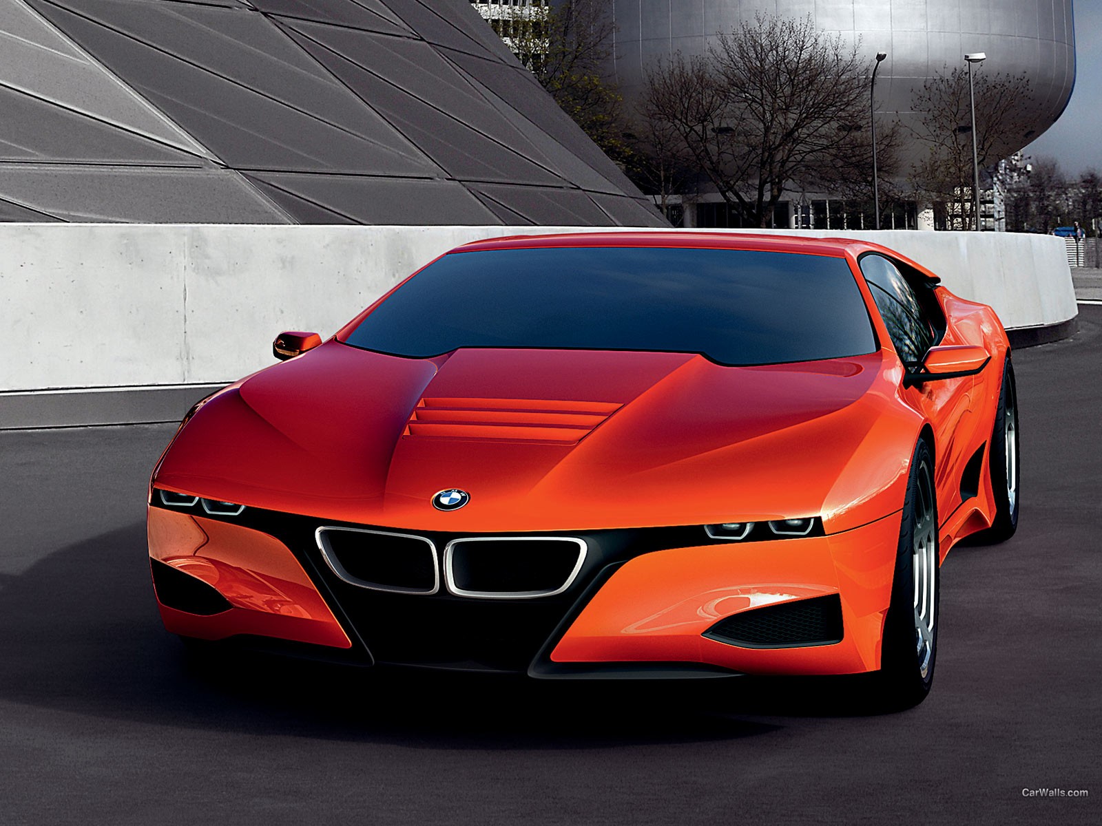 bmw m1 hommage rojo ciudad