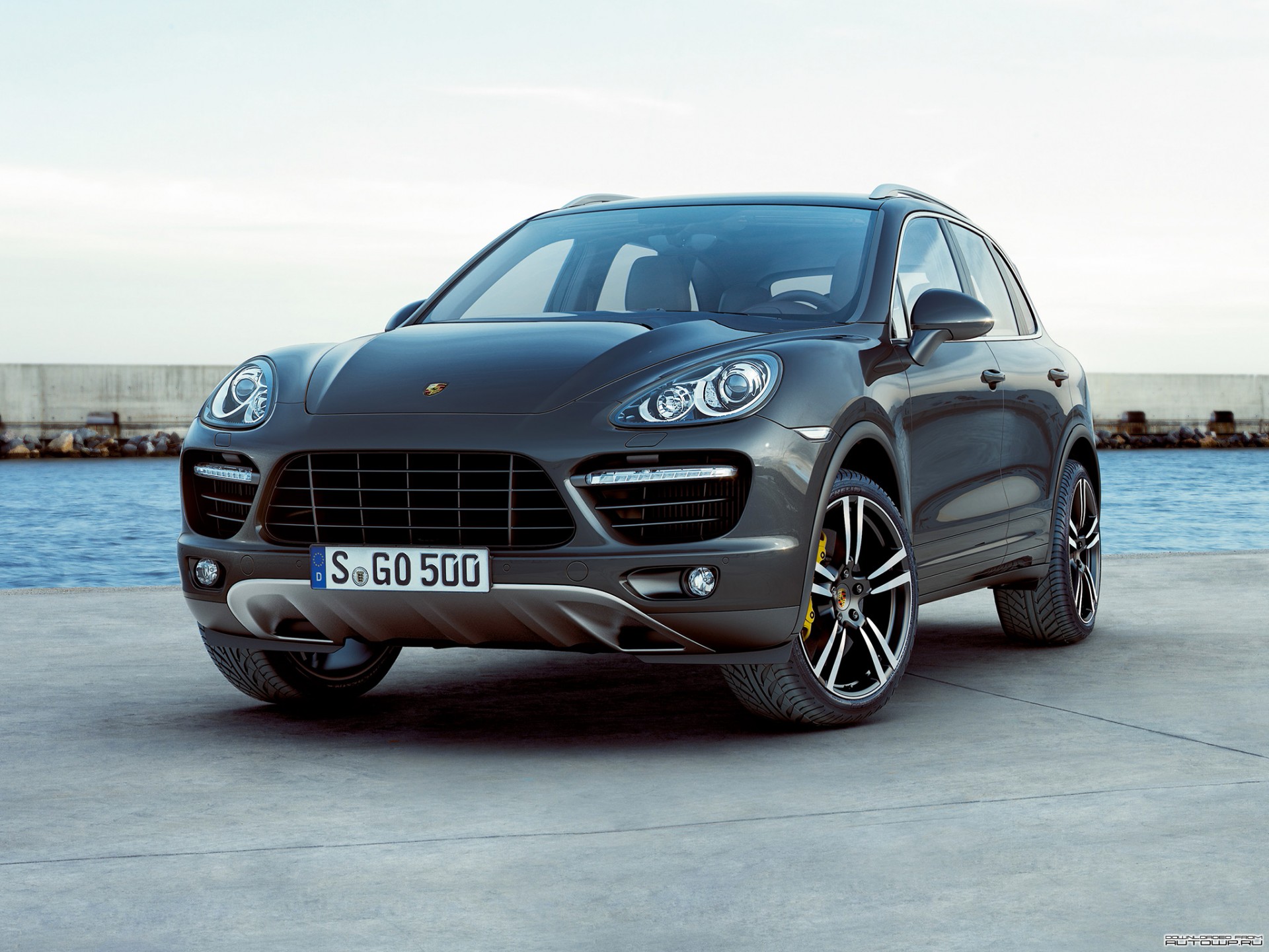 porsche cayenne turbo