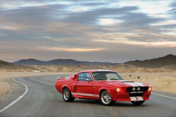 Coche clásico Shelby JT 500 siar