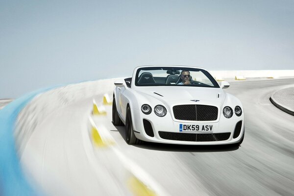 Bentley Continental in a steep turn